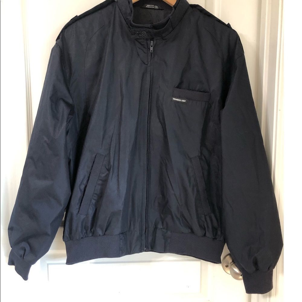 MEMBERS ONLY BOMBER JACKET SZ M